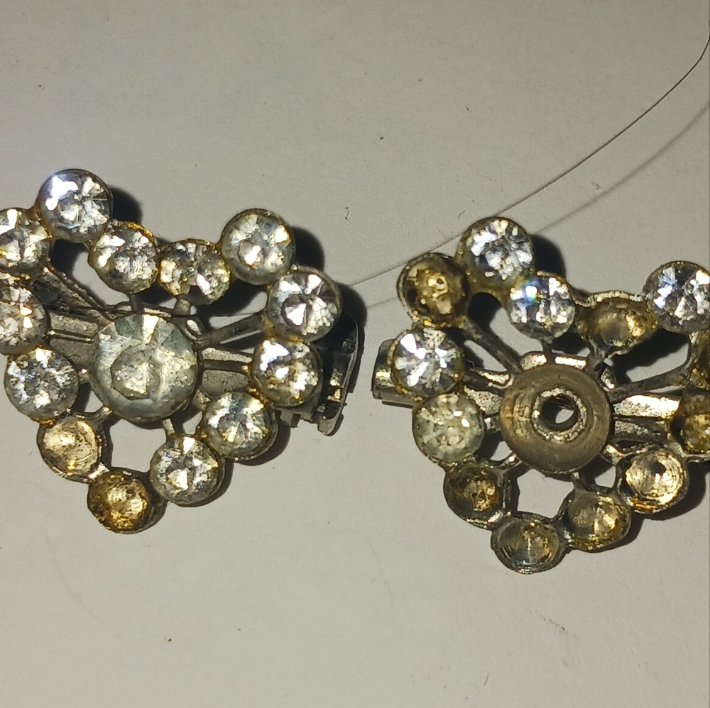 Gold and Silver Dimensional Cluster Brooch